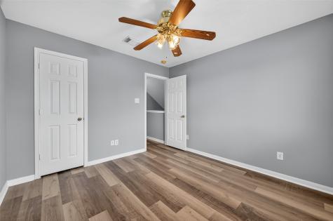 8253 Fuqua Gardens Drive Houston TX 77075