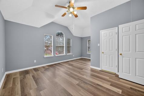 8253 Fuqua Gardens Drive Houston TX 77075