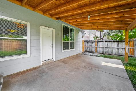 8253 Fuqua Gardens Drive Houston TX 77075