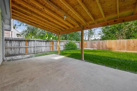 8253 Fuqua Gardens Drive Houston TX 77075