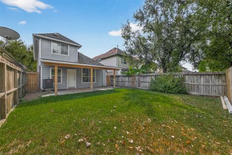 8253 Fuqua Gardens Drive Houston TX 77075
