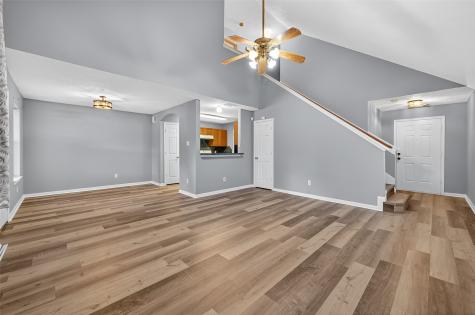 8253 Fuqua Gardens Drive Houston TX 77075