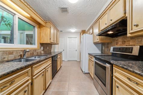 302 Gentilly Drive Katy TX 77450