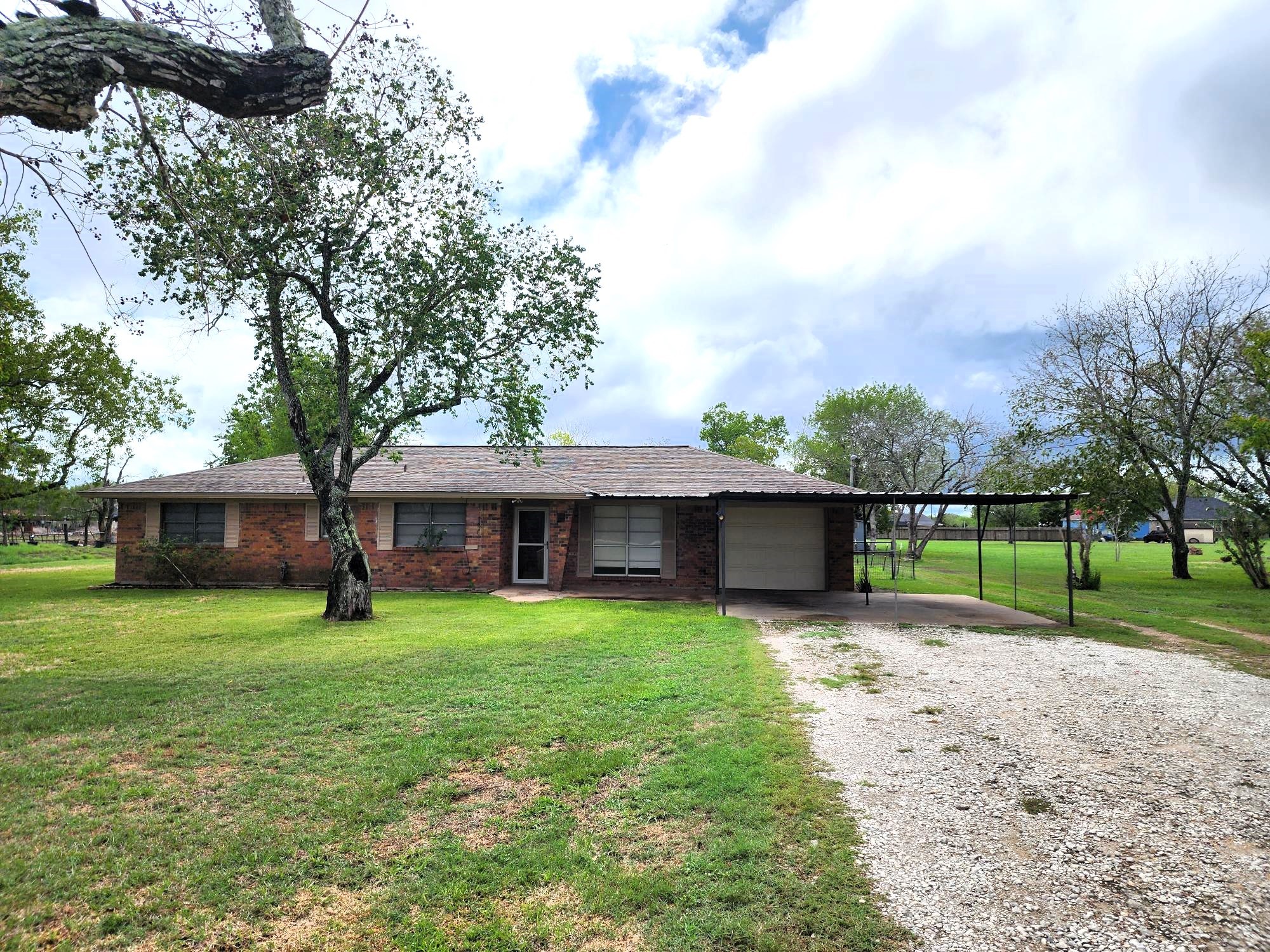 8320 W 1st Street Needville TX 77461
