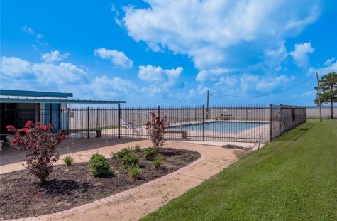 121 W Lakeview Drive Point Blank TX 77364