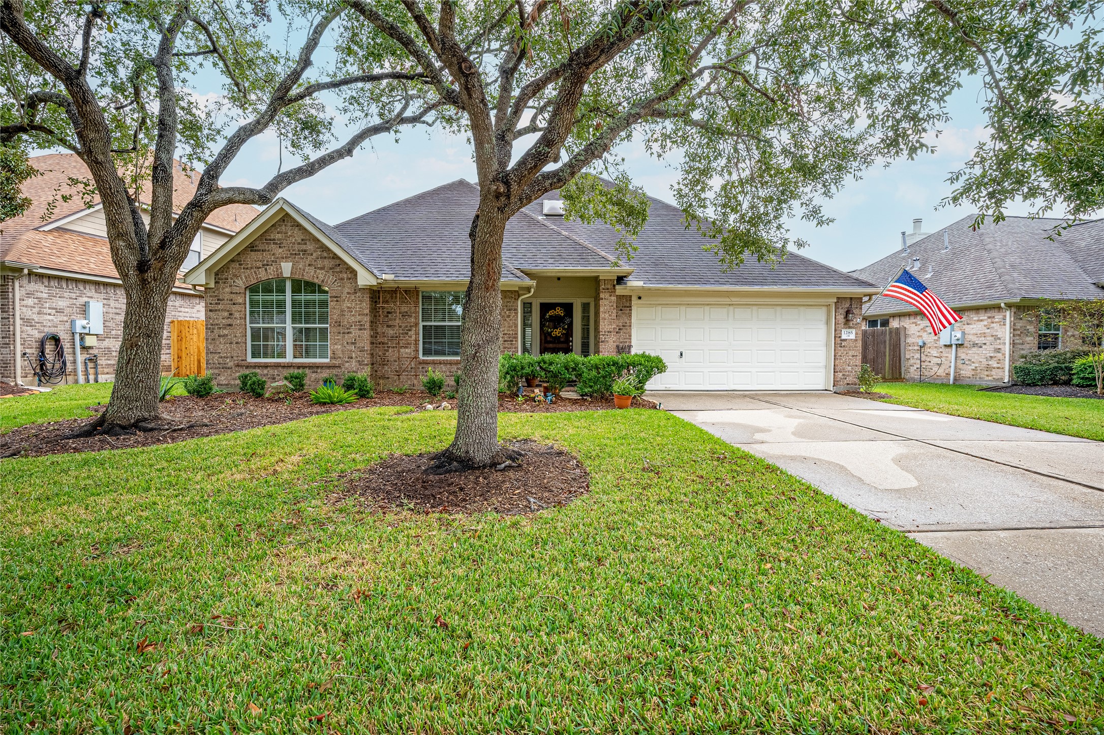 1285 Ocean Manor Lane League City TX 77573