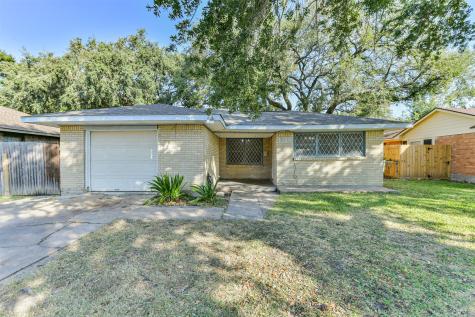 1113 Monroe Drive Pasadena TX 77502