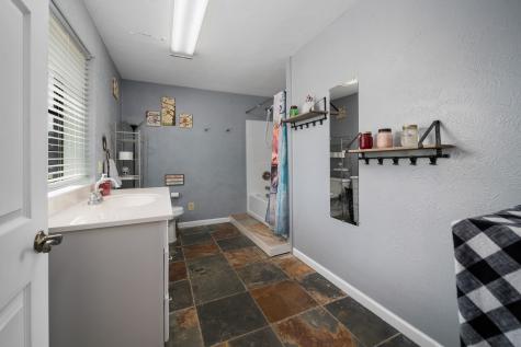 48 Lake Falls Road Huntsville TX 77320