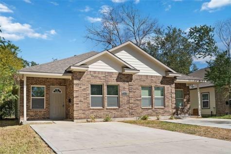5105 Southwind Street A Houston TX 77033