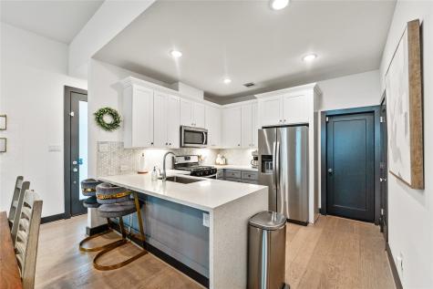 4439 Whitney Oak Lane Houston TX 77018