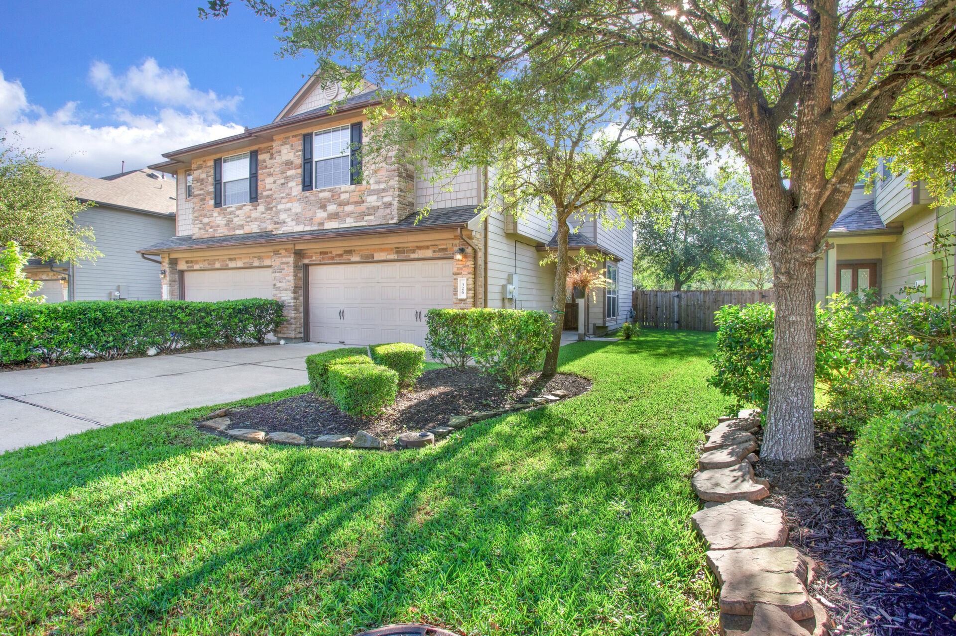 326 Brandy Ridge Lane Dickinson TX 77539