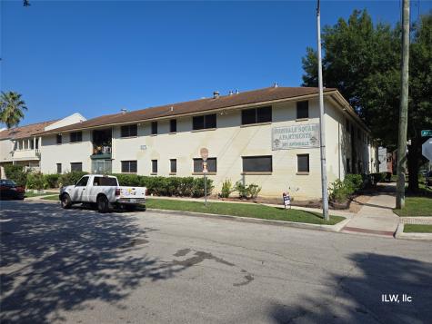 301 Avondale Street 4 Houston TX 77006