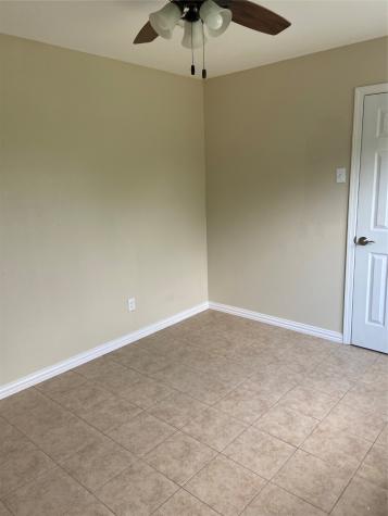 4139 Holloway Drive Houston TX 77047