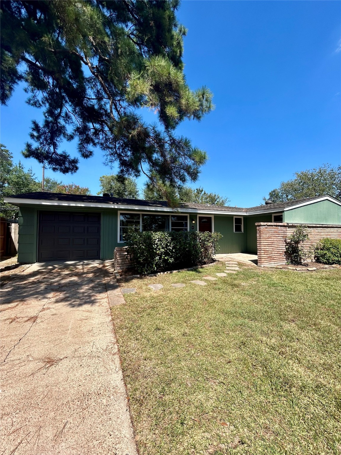 1430 Cheshire Lane Houston TX 77018