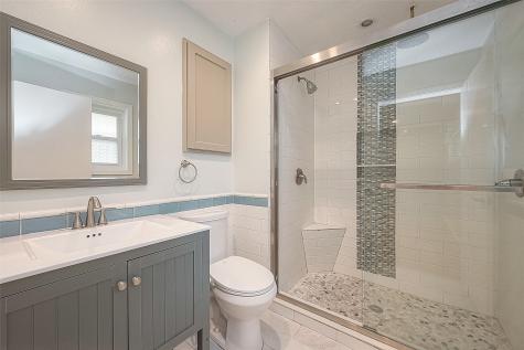 5110 Creekbend Drive Houston TX 77035