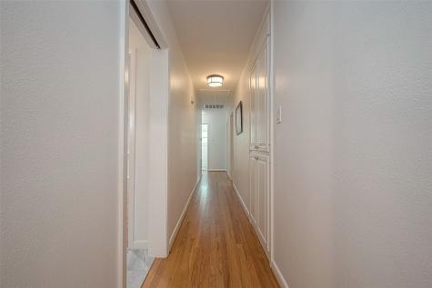 5110 Creekbend Drive Houston TX 77035