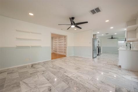 5110 Creekbend Drive Houston TX 77035