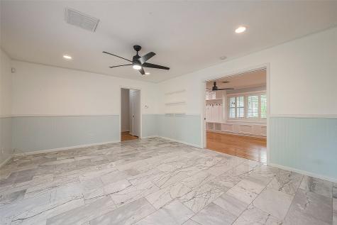 5110 Creekbend Drive Houston TX 77035