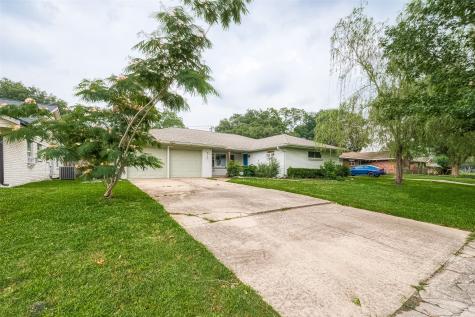 5110 Creekbend Drive Houston TX 77035