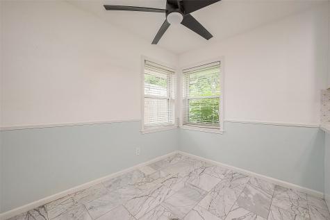 5110 Creekbend Drive Houston TX 77035