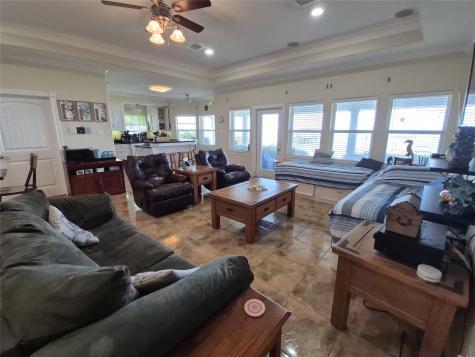 1022 Avenue A 1/2 Dickinson TX 77539