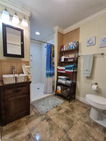 1022 Avenue A 1/2 Dickinson TX 77539