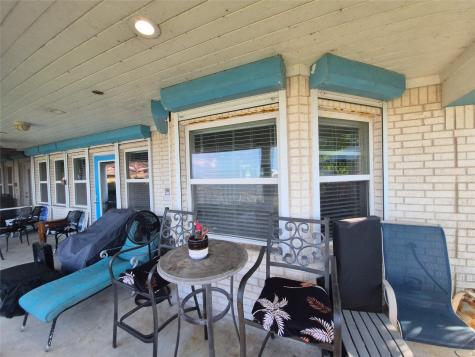 1022 Avenue A 1/2 Dickinson TX 77539