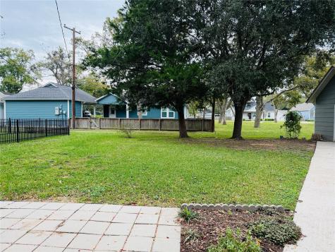 114 5th Street Sugar Land TX 77498
