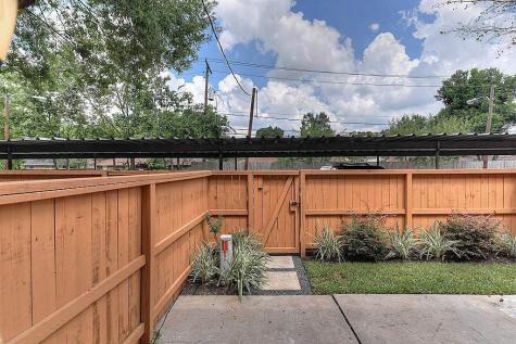 8878 Kempwood Drive Houston TX 77080