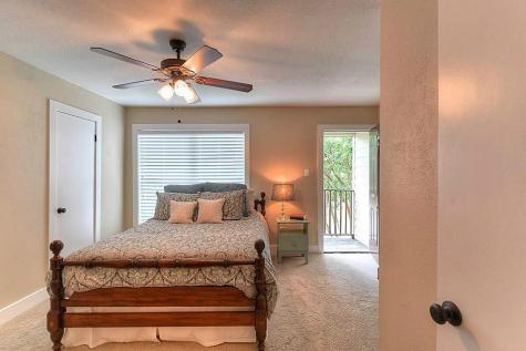 8878 Kempwood Drive Houston TX 77080