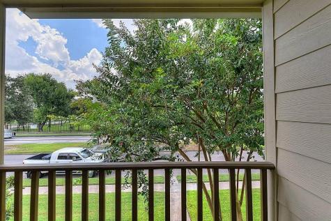 8878 Kempwood Drive Houston TX 77080