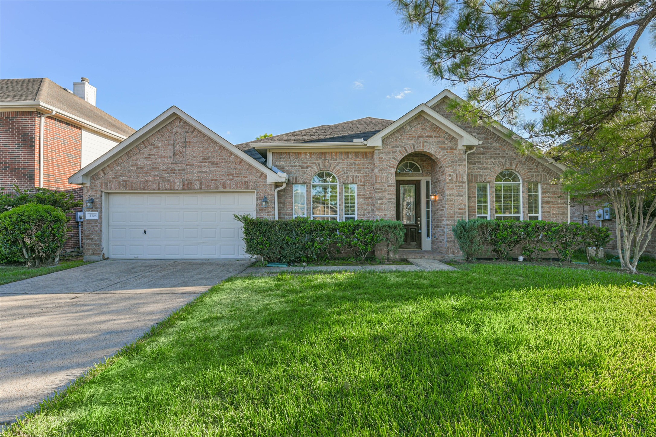 11308 Windy Dawn Drive Pearland TX 77584