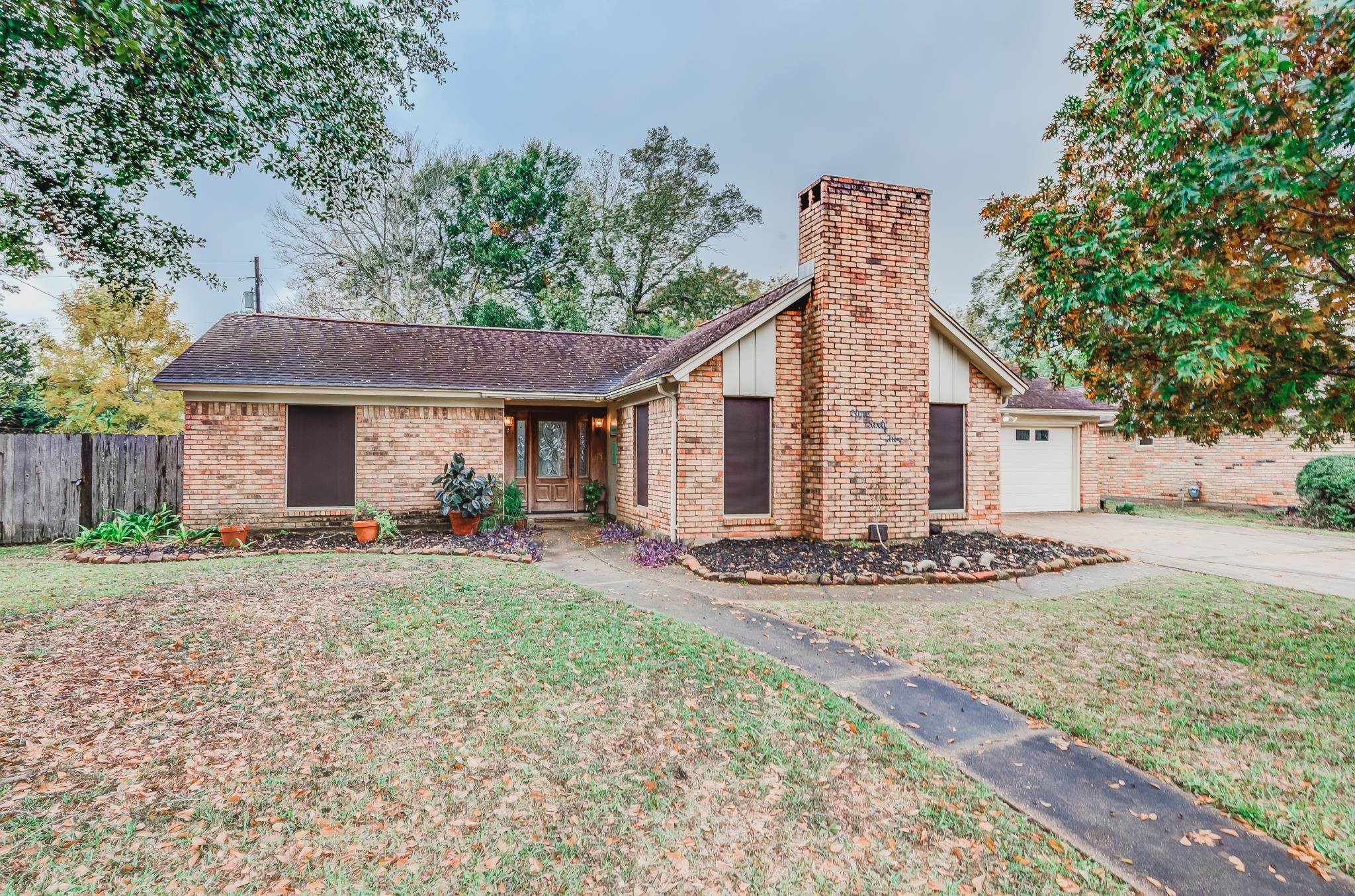 965 Norwood Drive Beaumont TX 77706