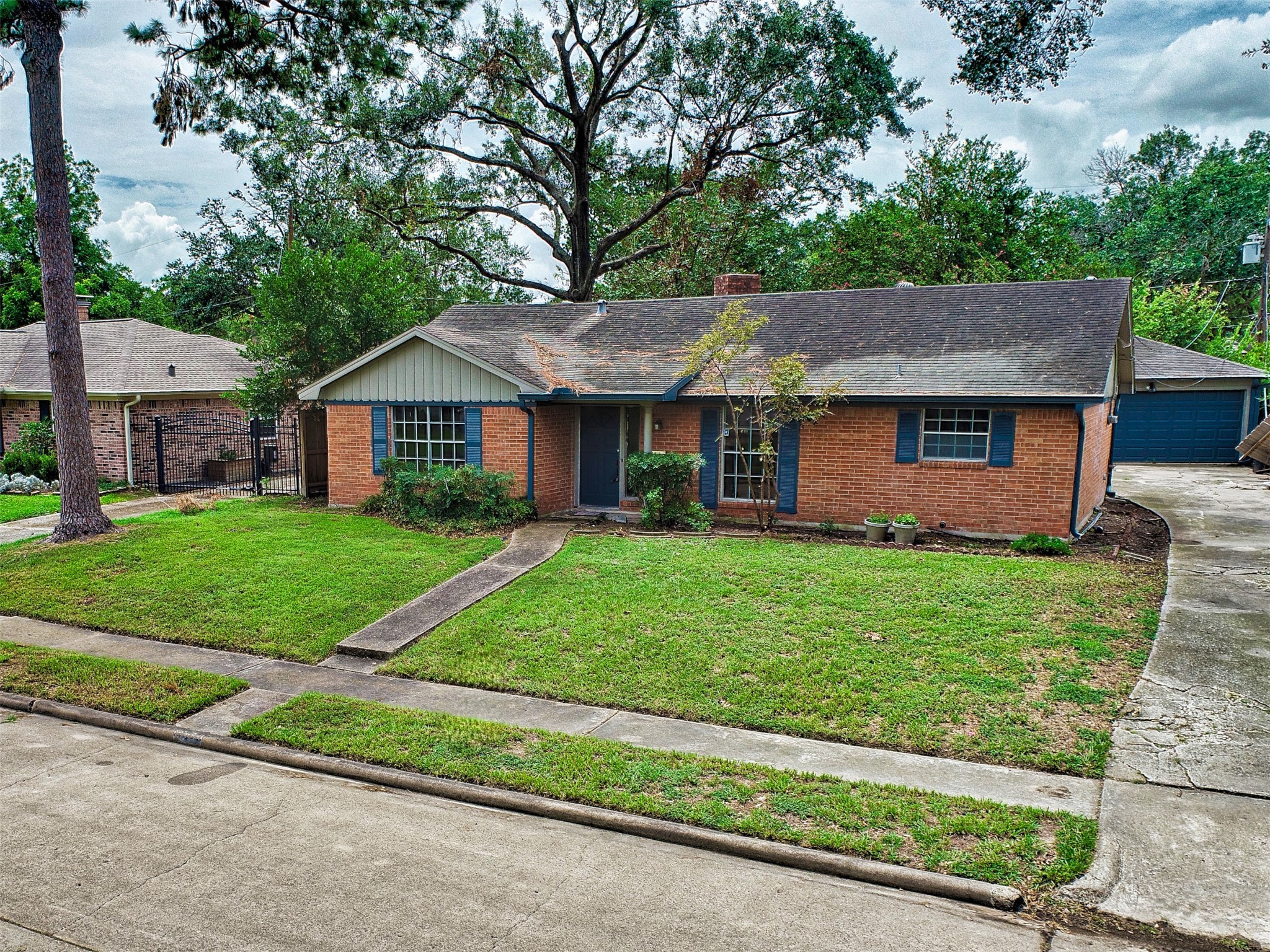 5935 Greenmont Drive Houston TX 77092