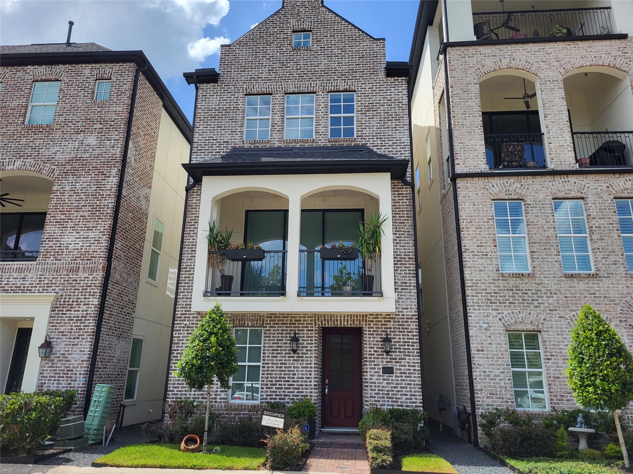 6025 Matthew Oaks Place Houston TX 77007