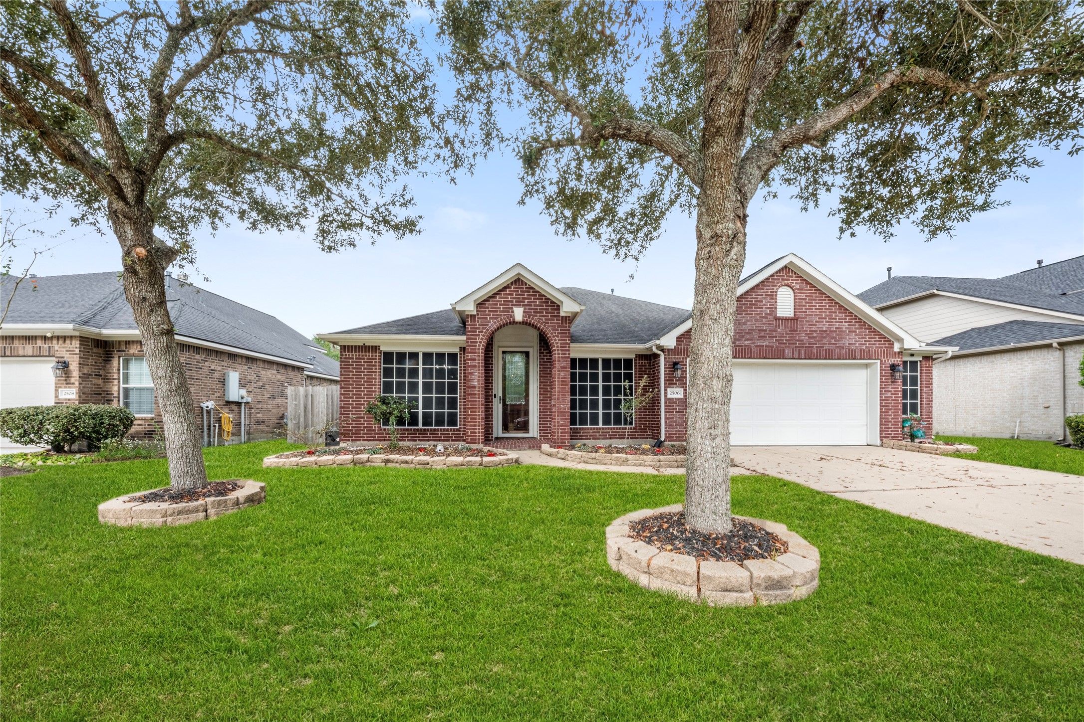 2506 Spring Landing Drive Pearland TX 77584