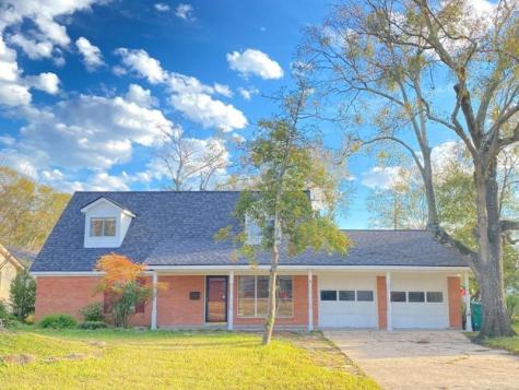 6 Little John Lane Conroe TX 77301