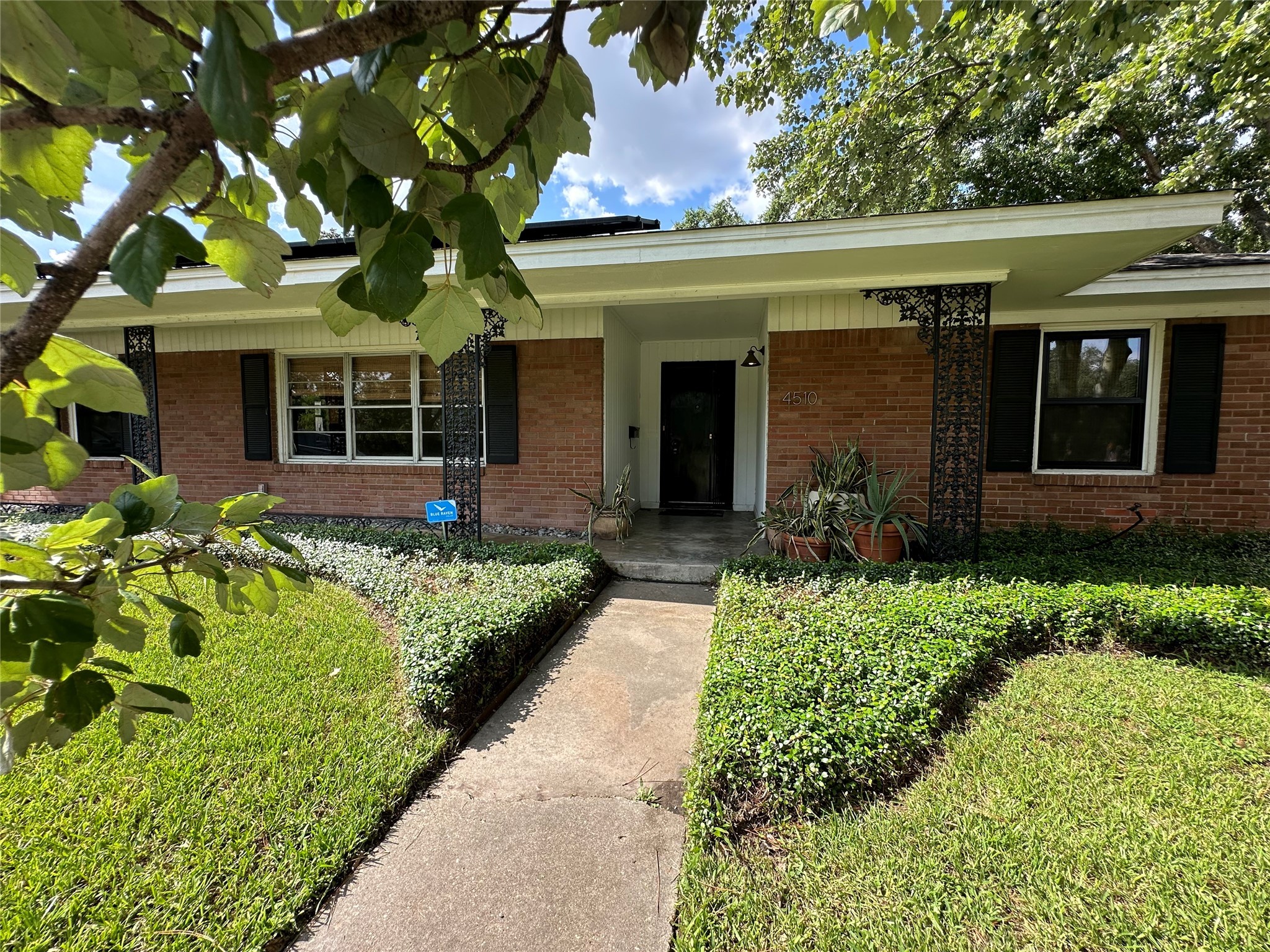 4510 Richmond Avenue Houston TX 77027