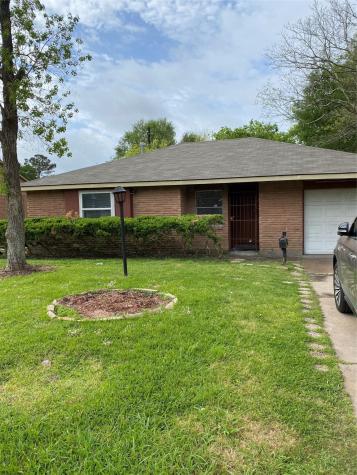 5623 Maywood Drive Houston TX 77053