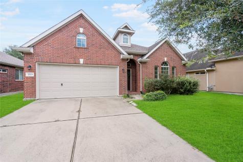 2723 Cresthollow Lane Houston TX 77082