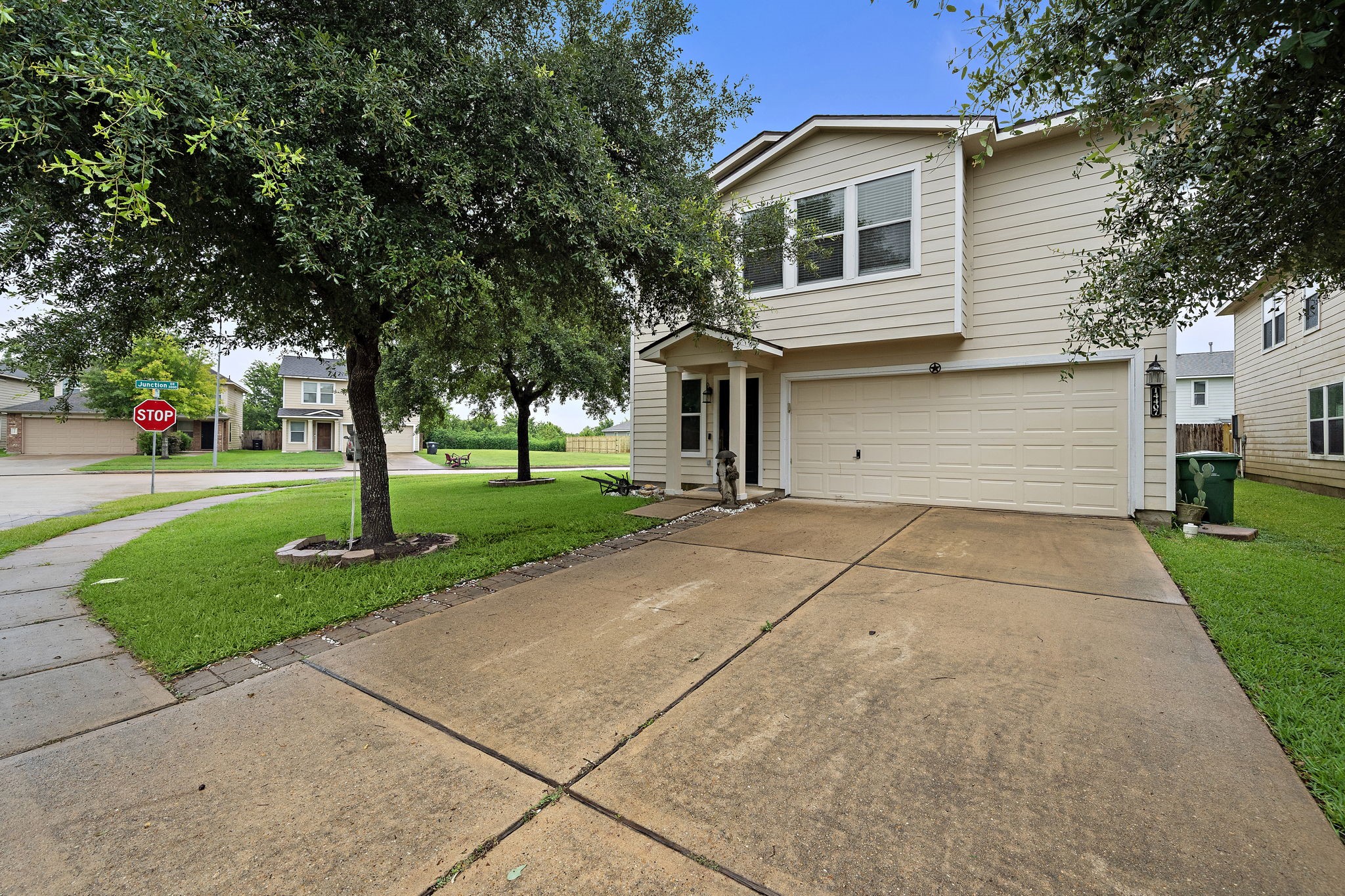 14407 Moreno Avenue Houston TX 77045