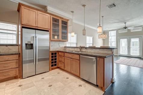 1215 Wentworth Street Houston TX 77004