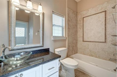 1215 Wentworth Street Houston TX 77004
