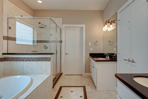 1215 Wentworth Street Houston TX 77004