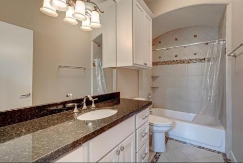 1215 Wentworth Street Houston TX 77004