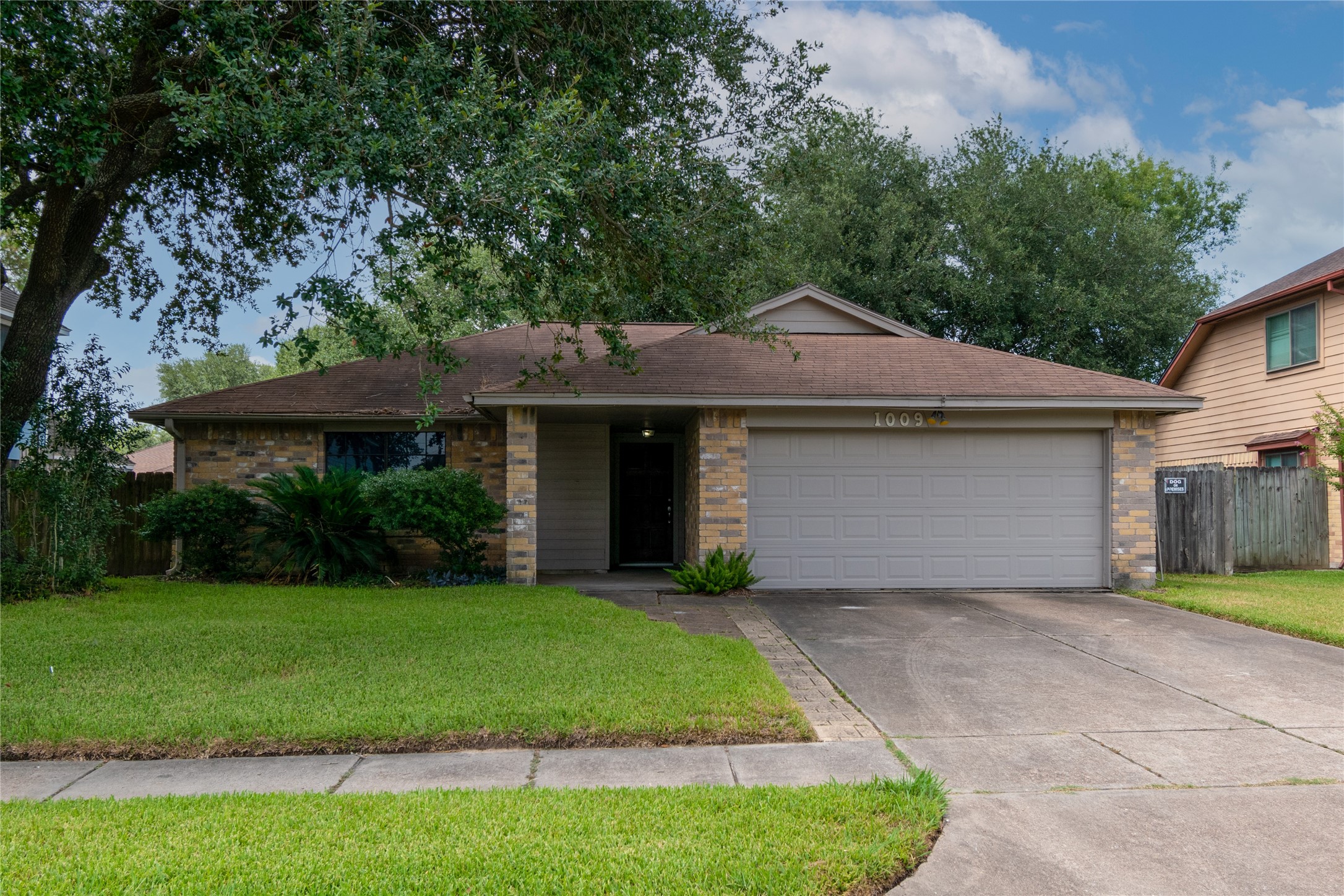 1009 Wildwood Drive Deer Park TX 77536