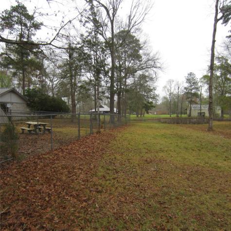 512 County Road 2222 Cleveland TX 77327