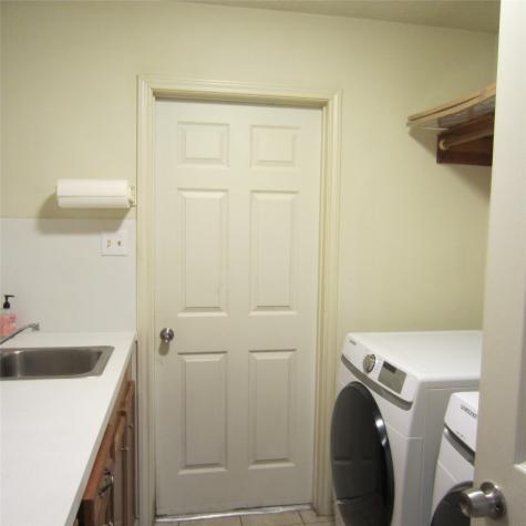 512 County Road 2222 Cleveland TX 77327