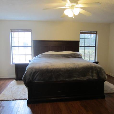 512 County Road 2222 Cleveland TX 77327