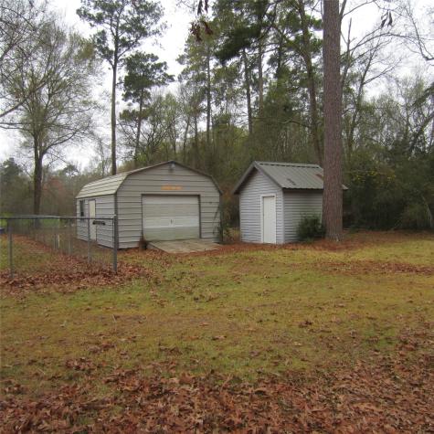 512 County Road 2222 Cleveland TX 77327